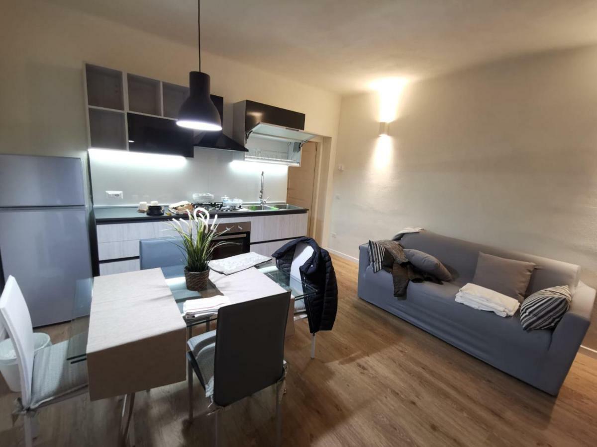 6 Via Della Rosa Apartment Lucca Exterior photo
